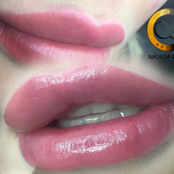 Перманент губ
                    Майстер перманентного макіяжу Натали Маріуполь