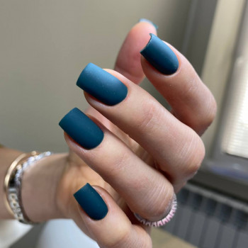 Синий маникюр матовый, фото - Мастер маникюра Наталія Борик