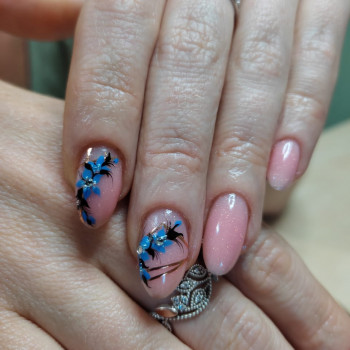 Роспись ногтей