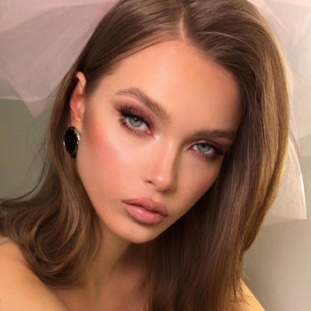 Наращивание ресниц профессиональный макияж, фото - Салон красоты Le Charm