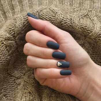 матовое покрытие с дизайном 
цена 500 грн