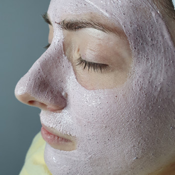 Энзимный пилинг с клюквой для возрастной кожи