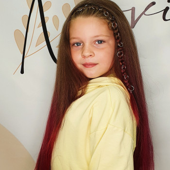 Стрижка женская
                    Салон красоты MK Novik Запорожье