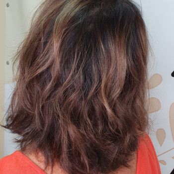 Стрижка женская
                    Салон красоты MK Novik Запорожье