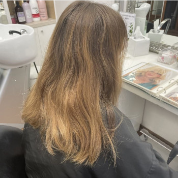 Фарбування з екологічним брендом Davines
                    Салон красоты Ile De Beaute Киев