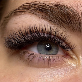 Наращивание ресниц
                    Лешмейкер Лия Одесса