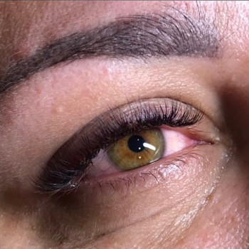 Наращивание ресниц
                    Лешмейкер Лия Одесса