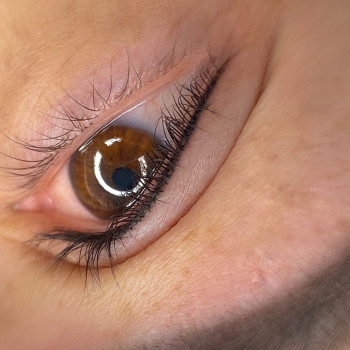 Межресничный контур глаза / Межресничка
                    Майстер перманентного макіяжу Алина Київ