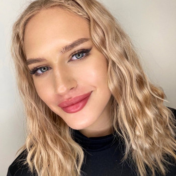 Перманентный макияж губ / Акварельные губы / Помадные губы / Татуаж
                    Мастер перманентного макияжа Алина Киев