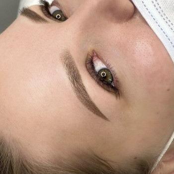 Перманентний макіяж брів
                    Майстер перманентного макіяжу Эва Одеса