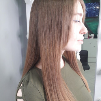 Стрижка женская, стрижки Александрия
                    Салон красоты LASH&BEAUTY STUDIO Александрия