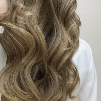 Локоны, прически
                    Визажист Наталья Киев