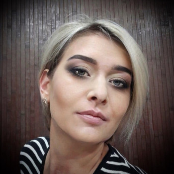 Макияж 
Дневной 
Вечерний
Свадебный
Возрастной 
Для фотосесс