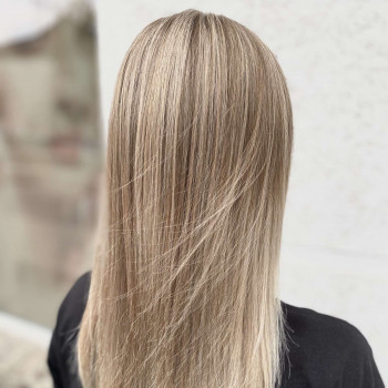 Фарбування волосся
                    Салон красоты Bonjour Львов