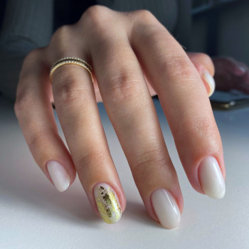 Маникюр + покрытие гель лак
                    Мастер маникюра Евгения Николаев