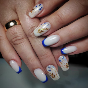 Французький манікюр з малюнком синій, фото - Майстер манікюру Вікторія