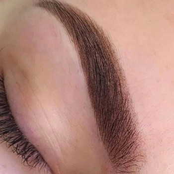 Перманентний макіяж брів