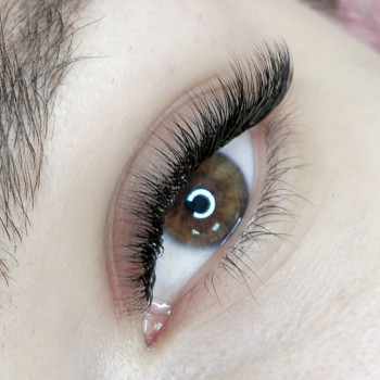 Наращивание ресниц
                    Лешмейкер Светлана Одесса