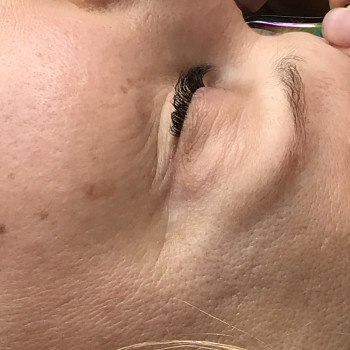 Каролина Голдабина, Вишневе Фото - 5