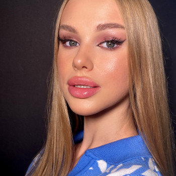 Свадебный макияж (ресницы входят)
                    Візажист Лилия Київ