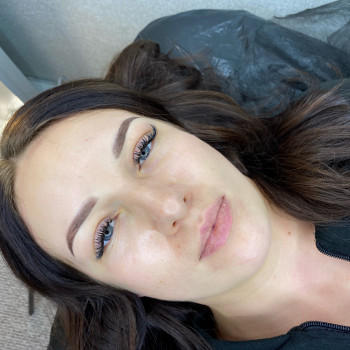 Перманентний макіяж брів та губ
                    Мастер перманентного макияжа Анастасія Луцк