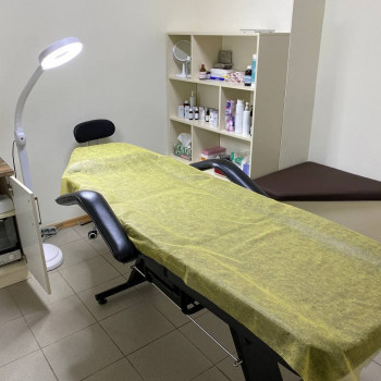 Аренда рабочего места для визажиста
                    Косметологічний центр M-Cosmetics Черкаси