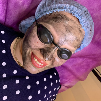 Карбоновый пилинг
                    Мастер перманентного макияжа Виктория Киев