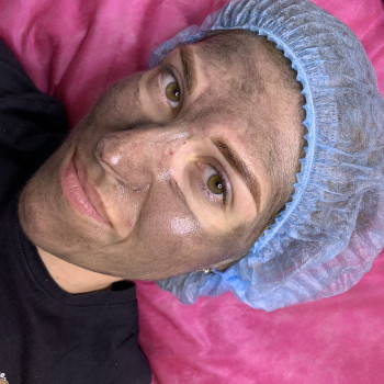 Карбоновый пилинг
                    Мастер перманентного макияжа Виктория Киев