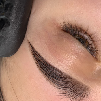 Фарбування брів
                    Бровист Зоряна Тернополь