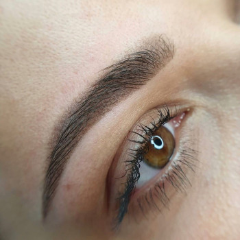 Перманентный макияж
                    Майстер перманентного макіяжу Ангелина Вінниця