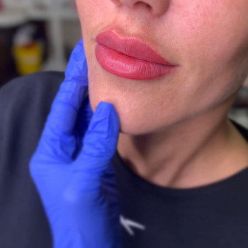 Перманентный макияж
                    Майстер перманентного макіяжу Ангелина Вінниця