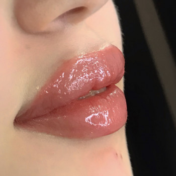 Татуаж губ перманентний макіяж, фото - Салон краси Sweet Bar