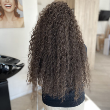 Афрокудрі Київ 3900 грн з матеріалом з наявності
                    Перукар Надежда Київ