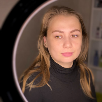 Юлия Омельченко, Вишневе Фото - 8