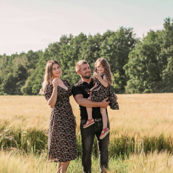 сімейна фотосесія, фотосесія на природі, фотосесія у полі