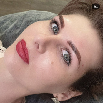 Перманентный макияж брови, веки, губы
                    Майстер перманентного макіяжу Оксана Кам'янське