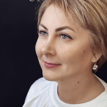 Перманентный макияж брови, веки, губы
                    Майстер перманентного макіяжу Оксана Кам'янське
