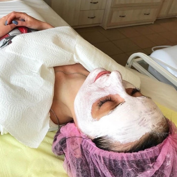 Догляд за обличчям