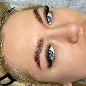 Ламинирование бровей