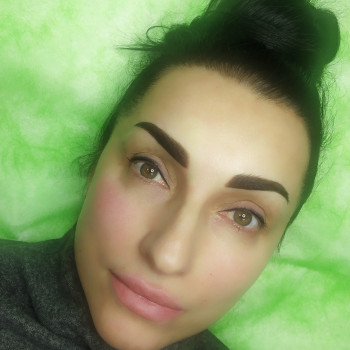 Пудровое напыление бровей
                    Мастер перманентного макияжа Ольга Николаев