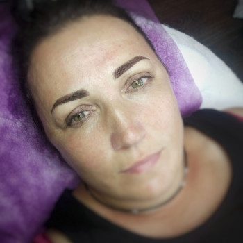 Пудровое напыление бровей
                    Мастер перманентного макияжа Ольга Николаев