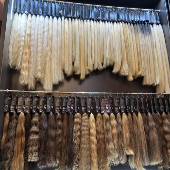 Итальянское наращивание на кератиновые капсулы
                    Салон красоты Студія волосся Тетяни Грабчак Киев