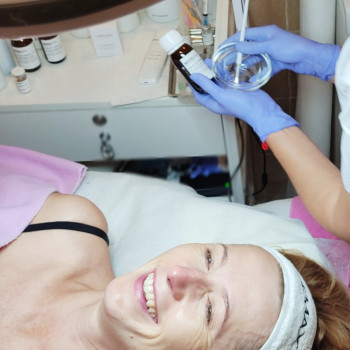 Мультикислотный уход, фото - косметолог ВикторияВікторія Моцная