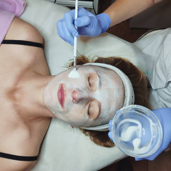 Очищающий уход, фото - косметолог ВикторияВікторія Моцная