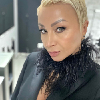 Макіяж вечірній
Тривалість процедури 80 хв
Вартість від 54