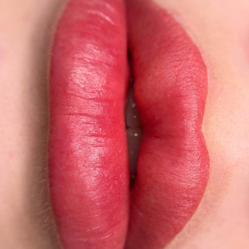 Акварельні губи
                    Мастер перманентного макияжа Юліана Ивано-Франковск