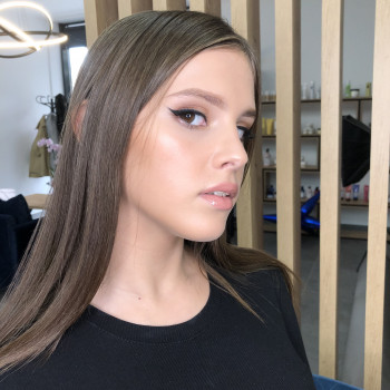 Макияж дневной, вечерний, свадебный, нюд
                    Визажист Наталия Гасанова Ужгород