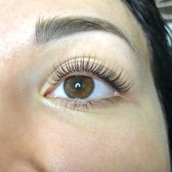 Ламинирование ресничек
                    Лешмейкер Ксения Киев