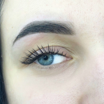 Наращивание ресниц
                    Лешмейкер Ксения Киев