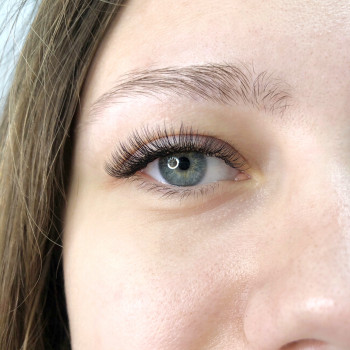 Наращивание ресниц
                    Лешмейкер Ксения Киев